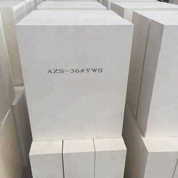 Λευκό λιωμένο αδιάβροχο τούβλο AZS για γυάλινο φούρνο