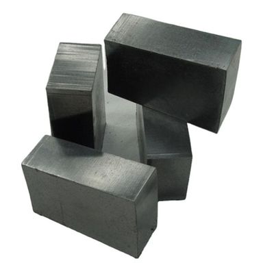 3.0g/cm3 Σφαιρική πυκνότητα Μαγνησία Κεραμίδια άνθρακα για μετατροπέα ηλεκτρικού τόξου