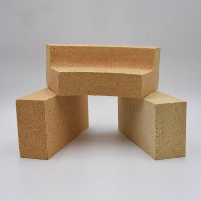 Τετράγωνα μεγέθους 230x114x75mm σε κίτρινο με τούβλα αλουμινίου