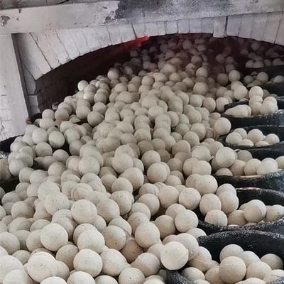 80-95% 3Mm Βιομηχανική κεραμική λευκή 50Mm επεξεργασία νερού αδρανής κεραμική μπάλα αλουμινίου
