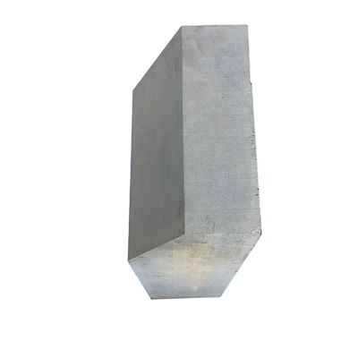 Περιεκτικότητα σε SiO2 % 17-20% Magmalox Fused Cast Skid Rail Block για κλίβανο επαναθέρμανσης χάλυβα